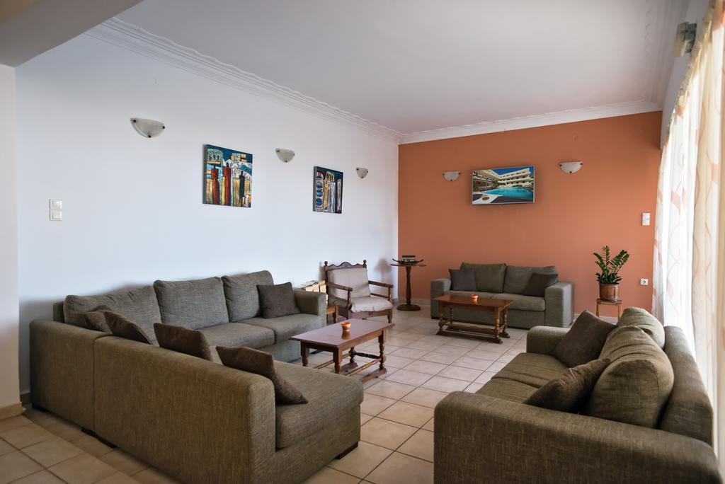 Hotel Afea Agia Marina  Екстериор снимка