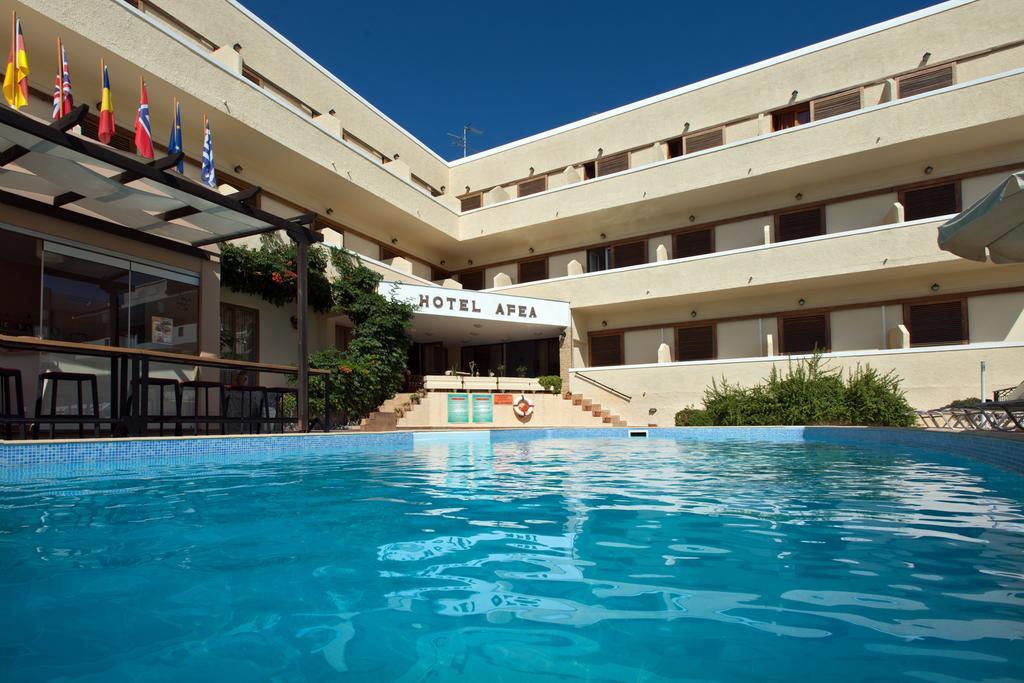 Hotel Afea Agia Marina  Екстериор снимка